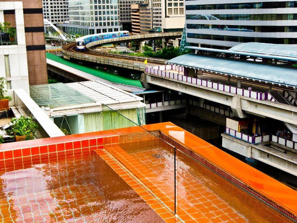 The Heritage Silom Hotel Bangkok Extérieur photo
