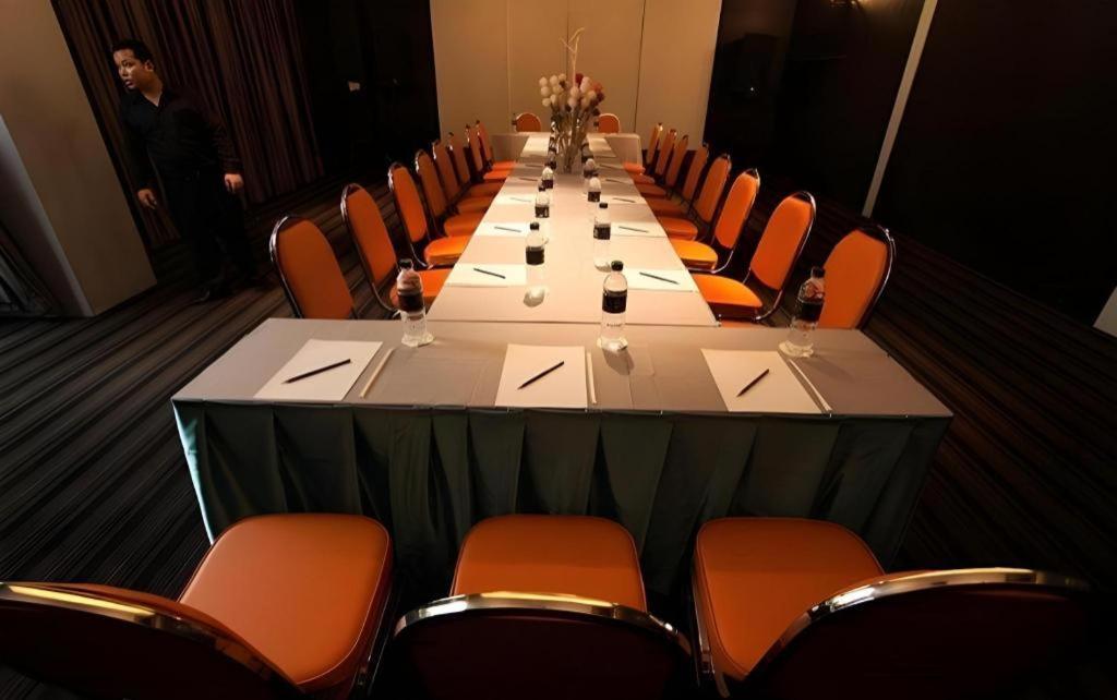The Heritage Silom Hotel Bangkok Extérieur photo